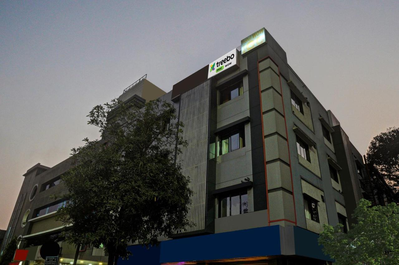 Treebo Trend Wow - Surat Station Hotel Exterior photo